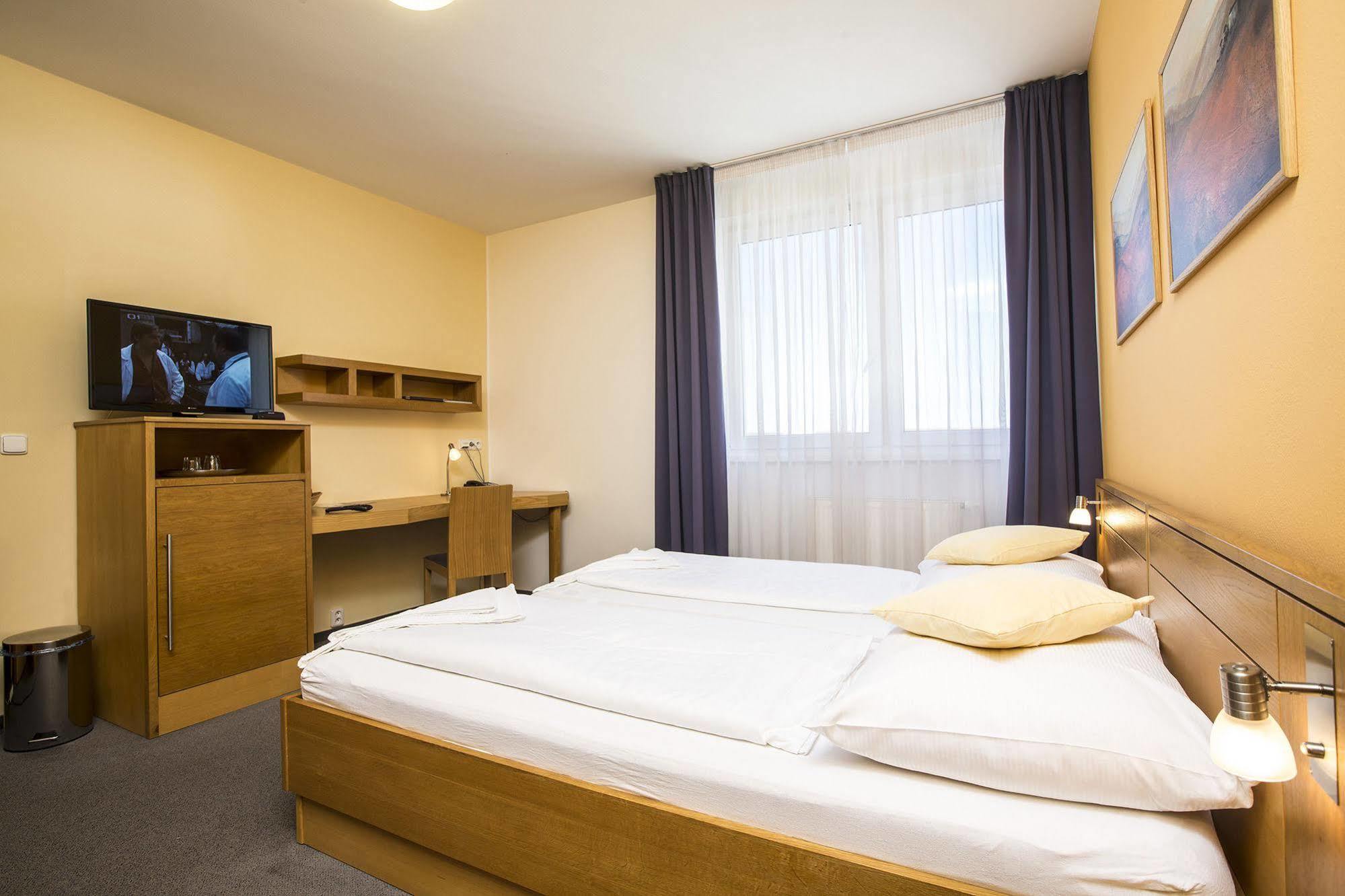 פלזן Hotel Trend מראה חיצוני תמונה