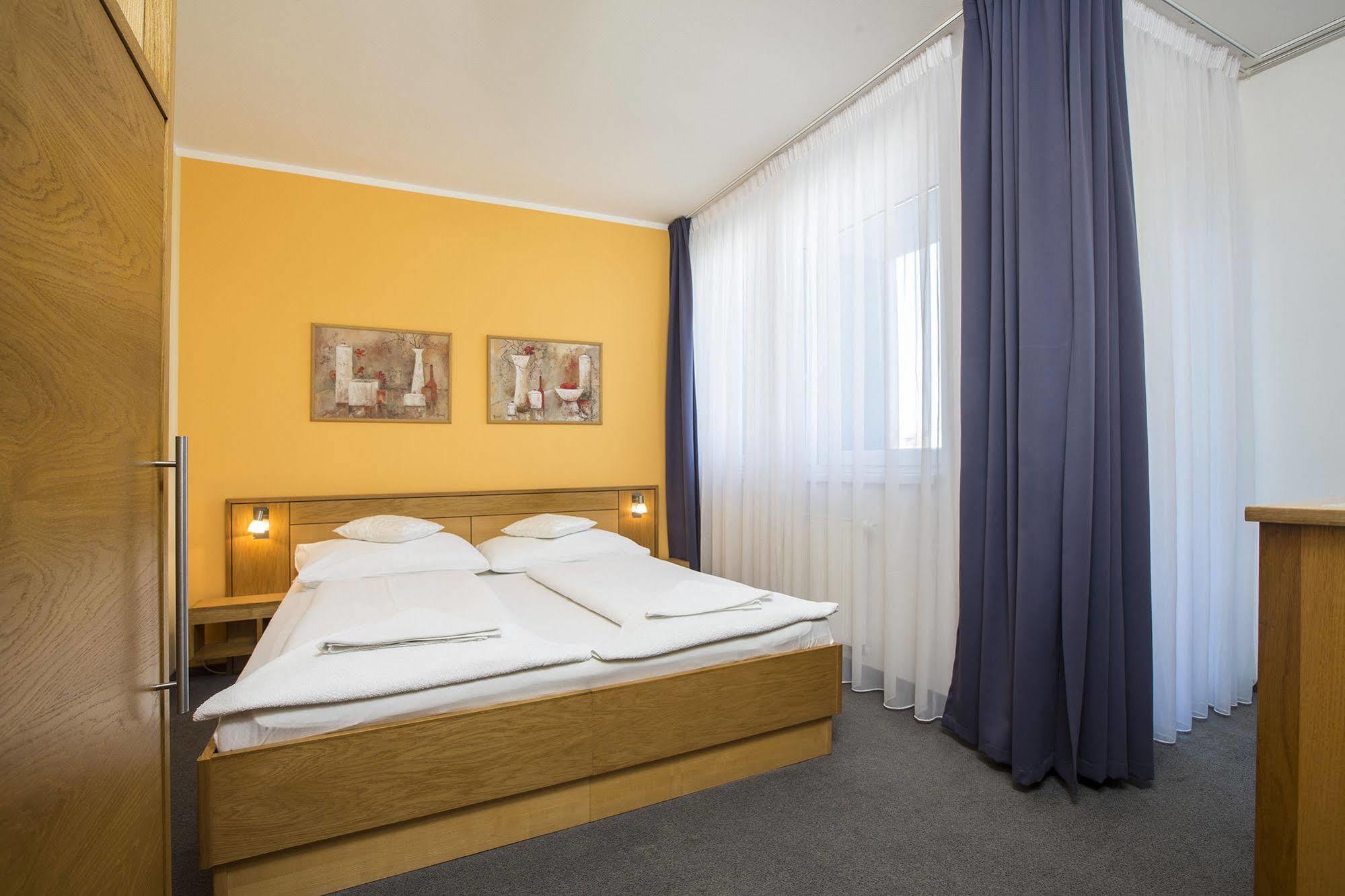 פלזן Hotel Trend מראה חיצוני תמונה