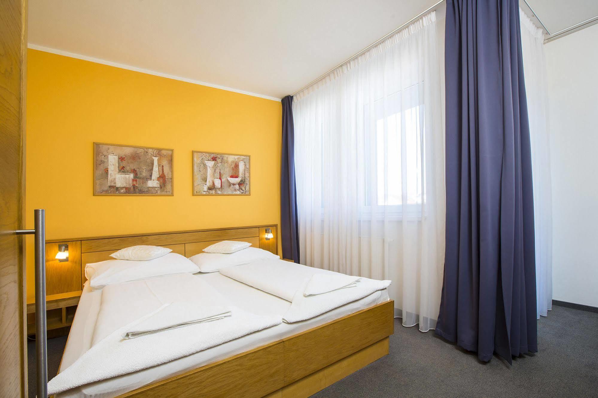 פלזן Hotel Trend מראה חיצוני תמונה